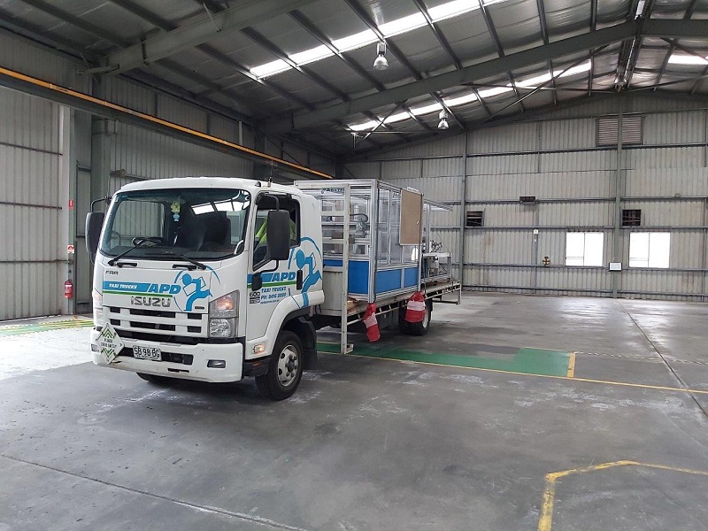 truck-in.jpg truck-in.jpg