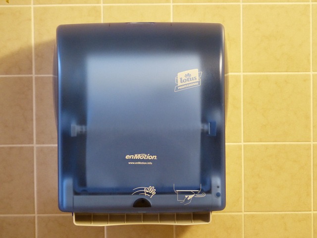 This Automatic Paper Towel Dispenser Helps Make Your Paper Towels Last  Longer And I Need One