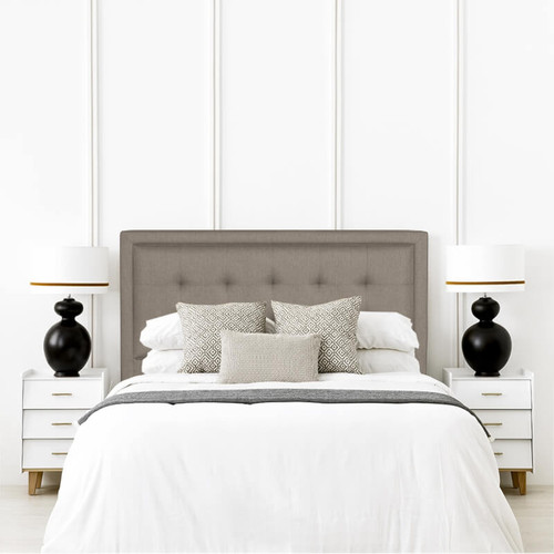 Piped border and deeply tufted panel