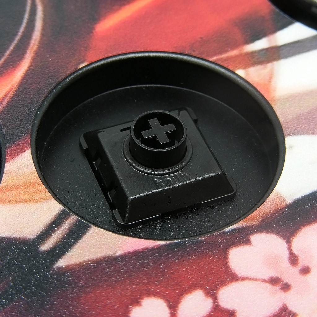 Kailh Black Cloud Tactile Full POM Low Profile MX Switch - Focus