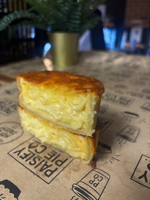 Mac n Cheese Pie