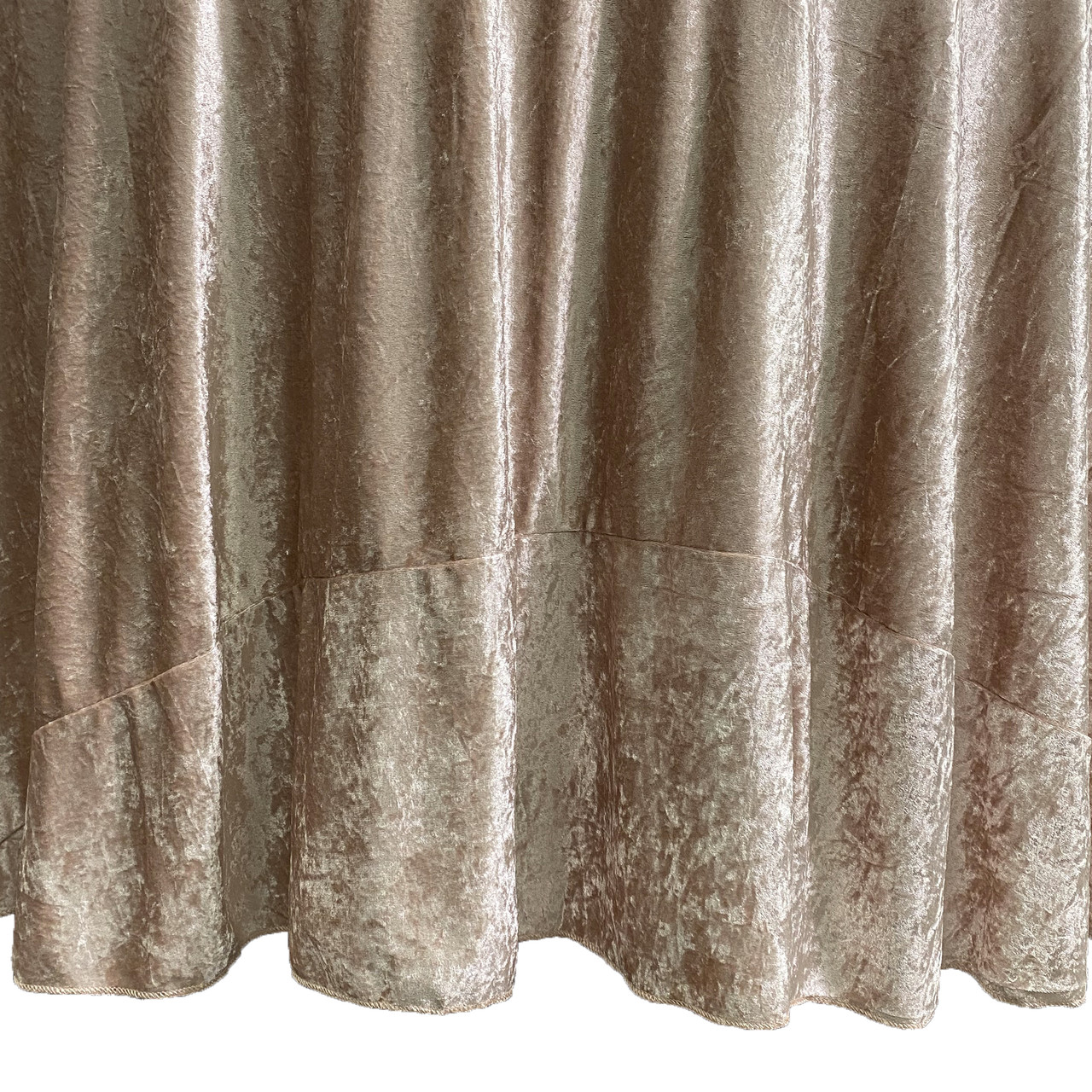 132 Inch Round Crushed Velvet Tablecloth Champagne | Your Chair Covers Inc