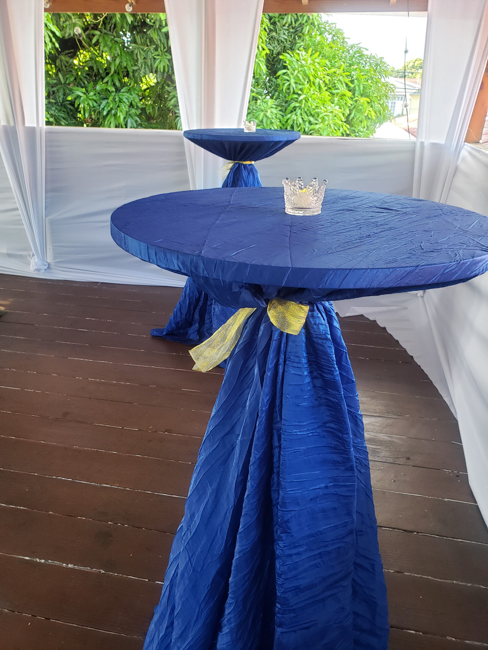 132 Inch Round Crinkle Taffeta Tablecloth Royal Blue - Your Chair Covers  Inc.