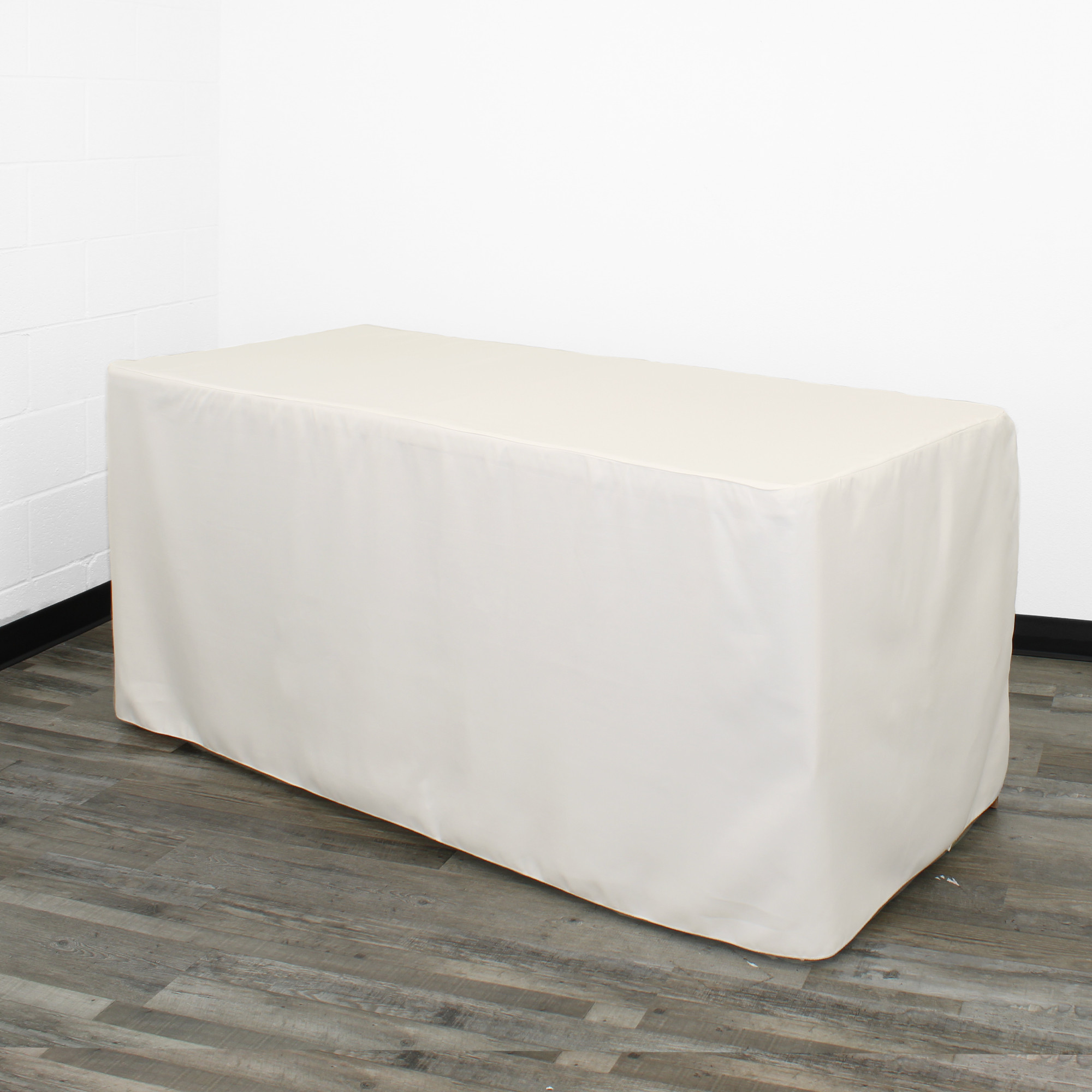 6 ft. Fitted Polyester Tablecloth Rectangular Ivory