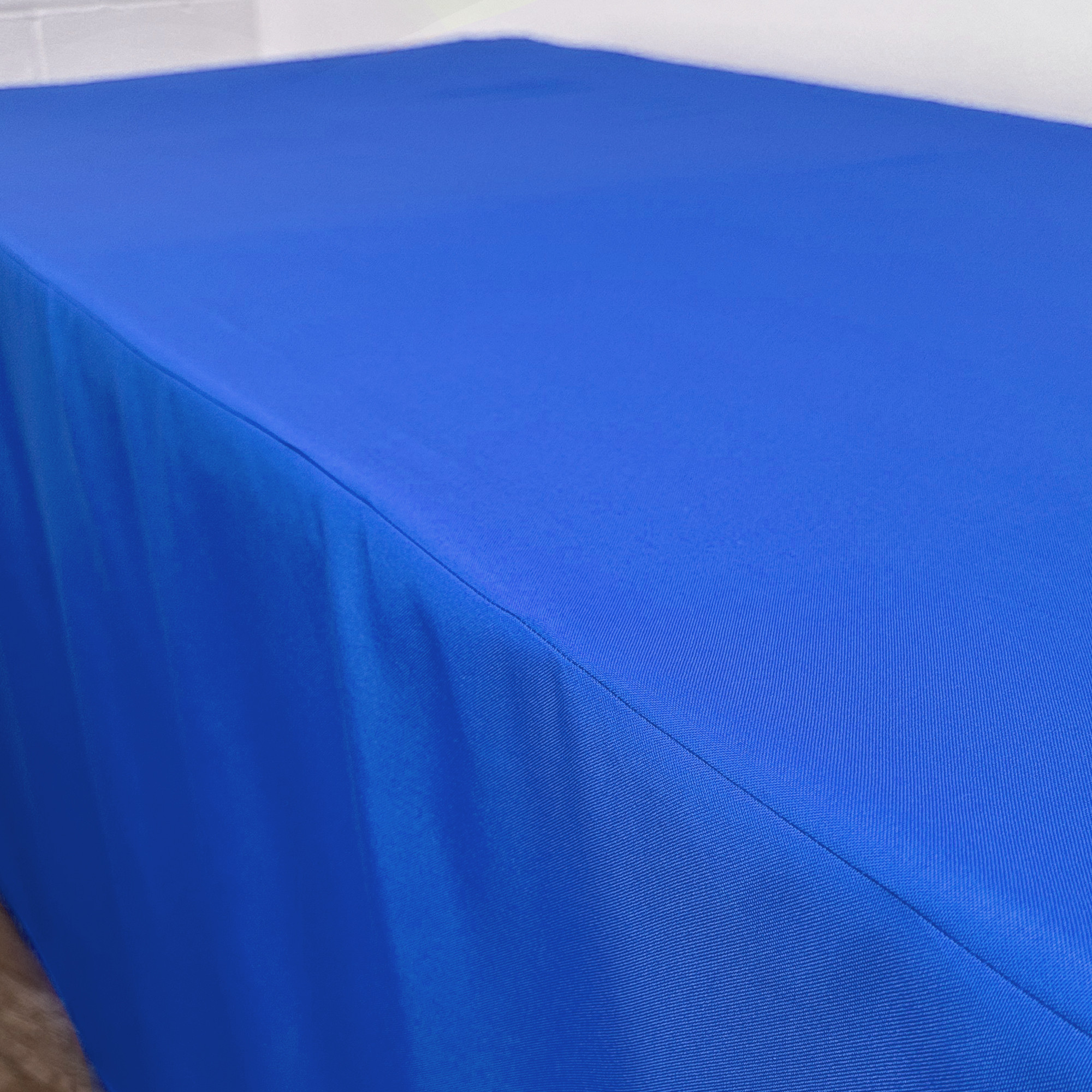 8 ft. Fitted Polyester Tablecloth Rectangular Royal Blue seam