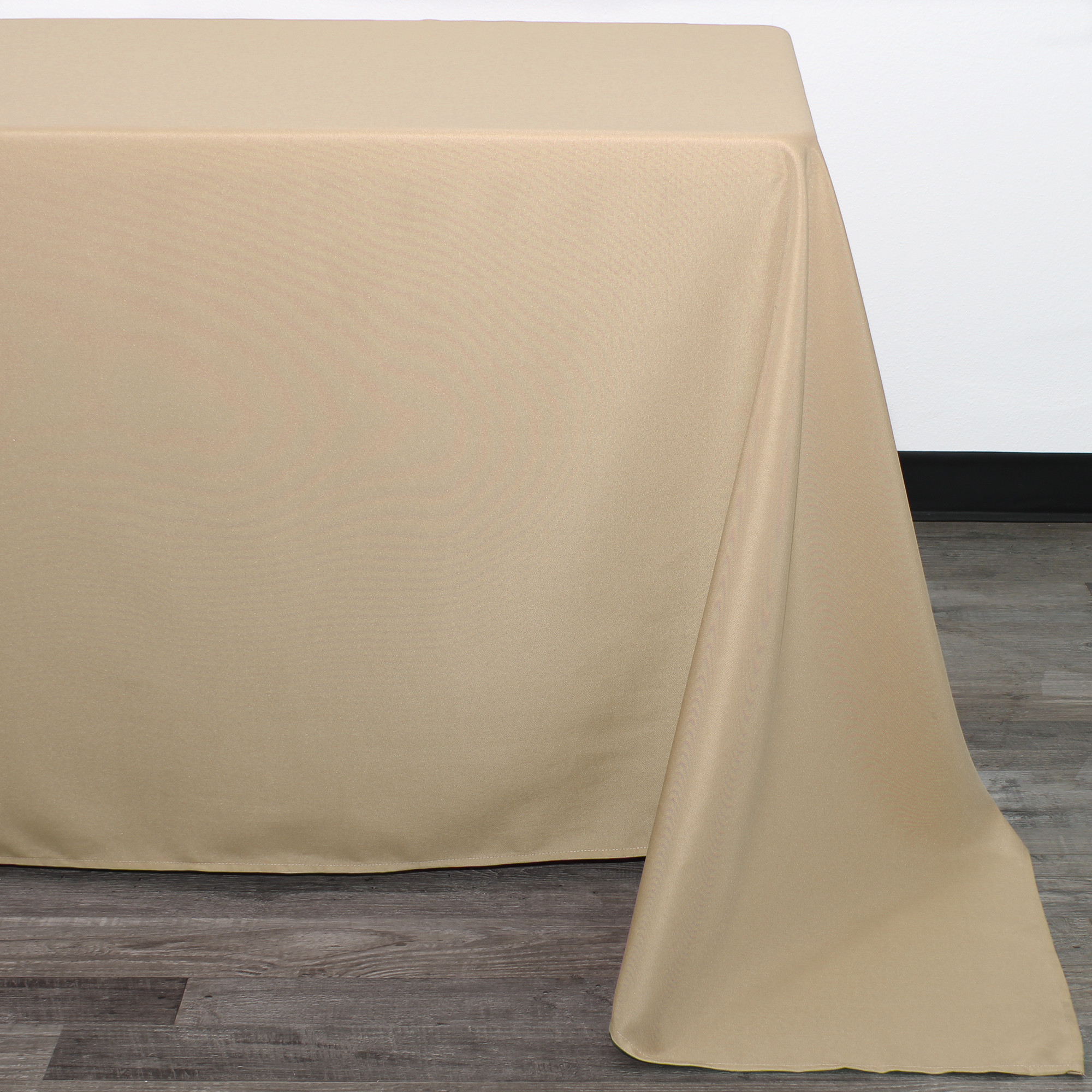 90 x 156 inch Rectangular Polyester Tablecloth Champagne Corner