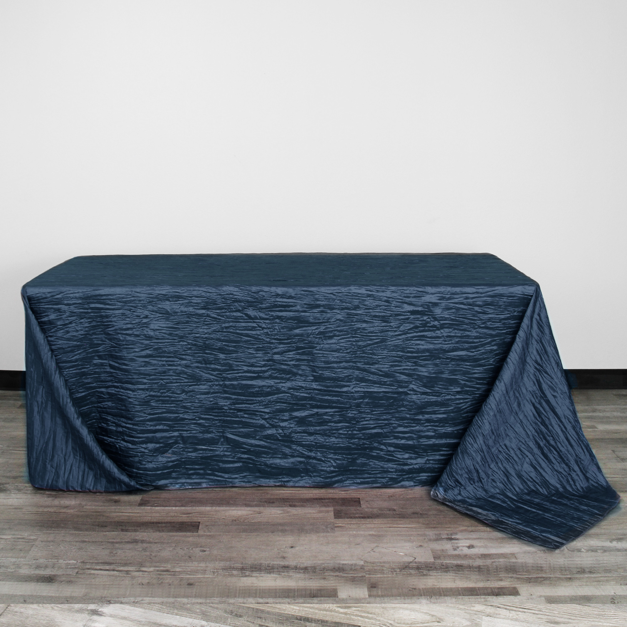 90 x 132 inch Rectangular Crinkle Taffeta Tablecloths Navy Blue front