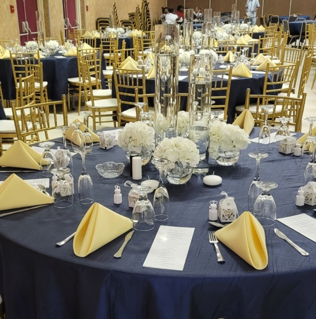 20 inch Polyester Cloth Napkins Pastel Yellow