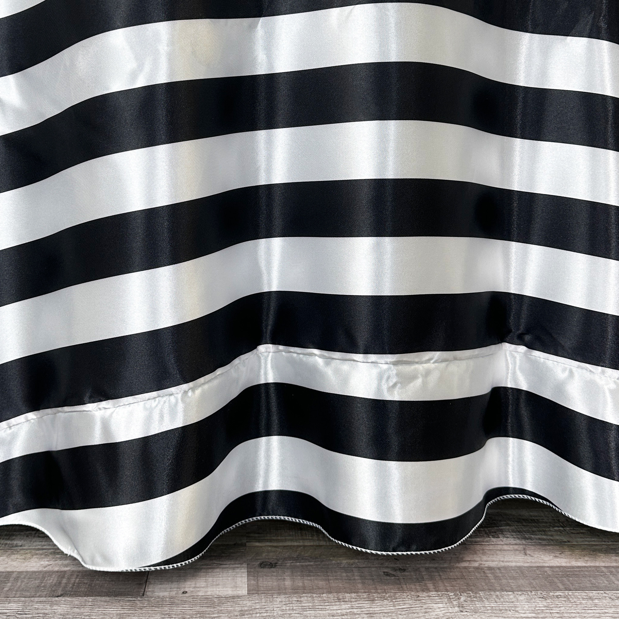 Satin Tablecloth Black/White Striped seam