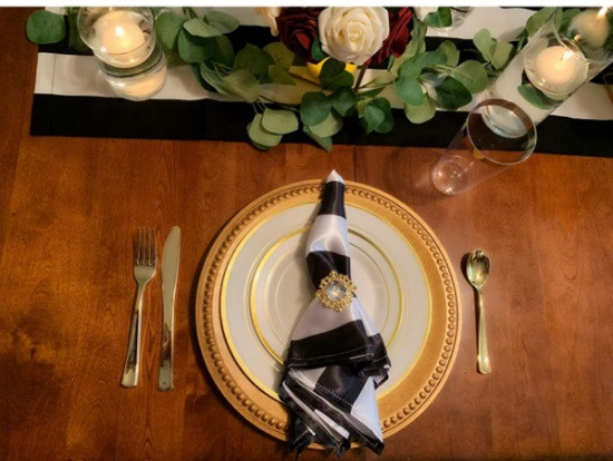 black and white striped napkins