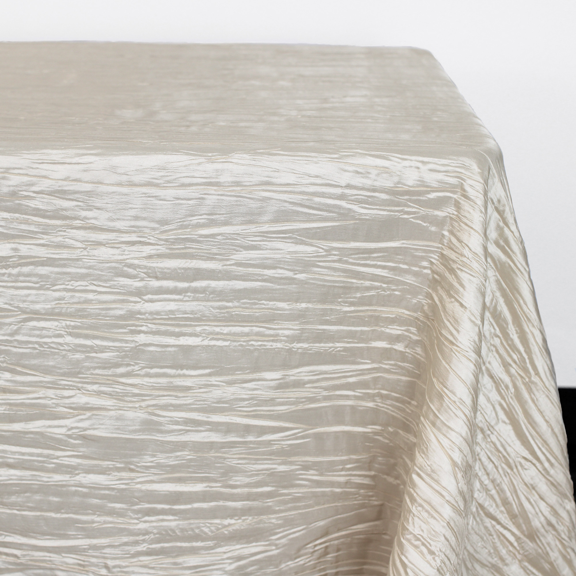 90 x 132 Inch Rectangular Crinkle Taffeta Tablecloth Ivory corner