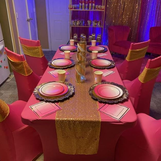  Rectangular Table Cover Fuchsia