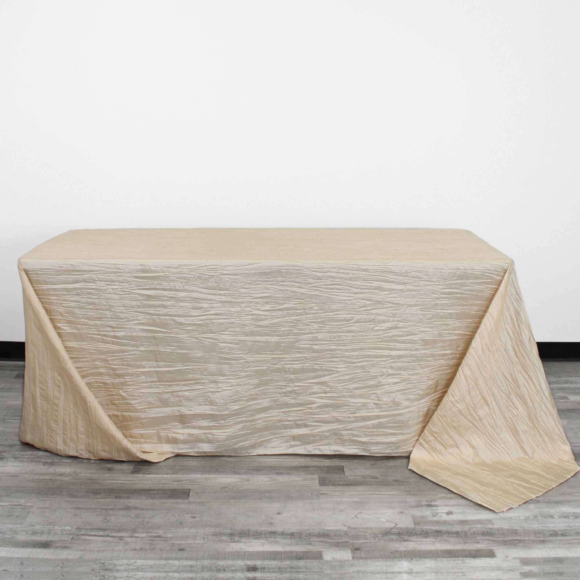 90 x 156 Inch Rectangular Crinkle Taffeta Tablecloth Champagne frony