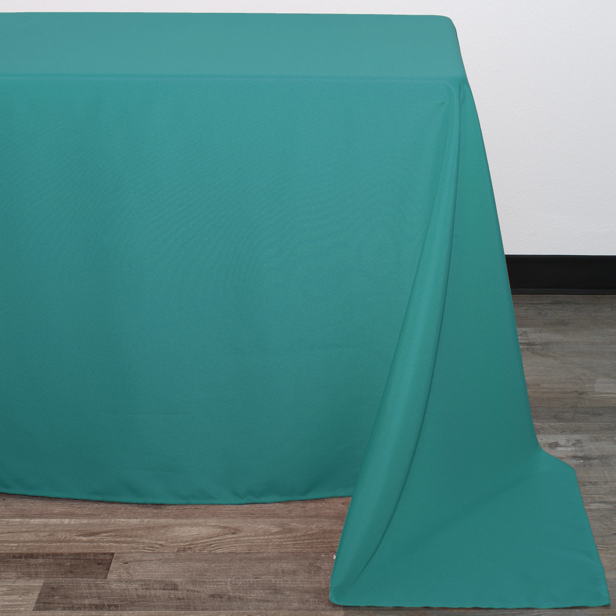 90 x 132 Inch Rectangular Polyester Tablecloth Teal Front