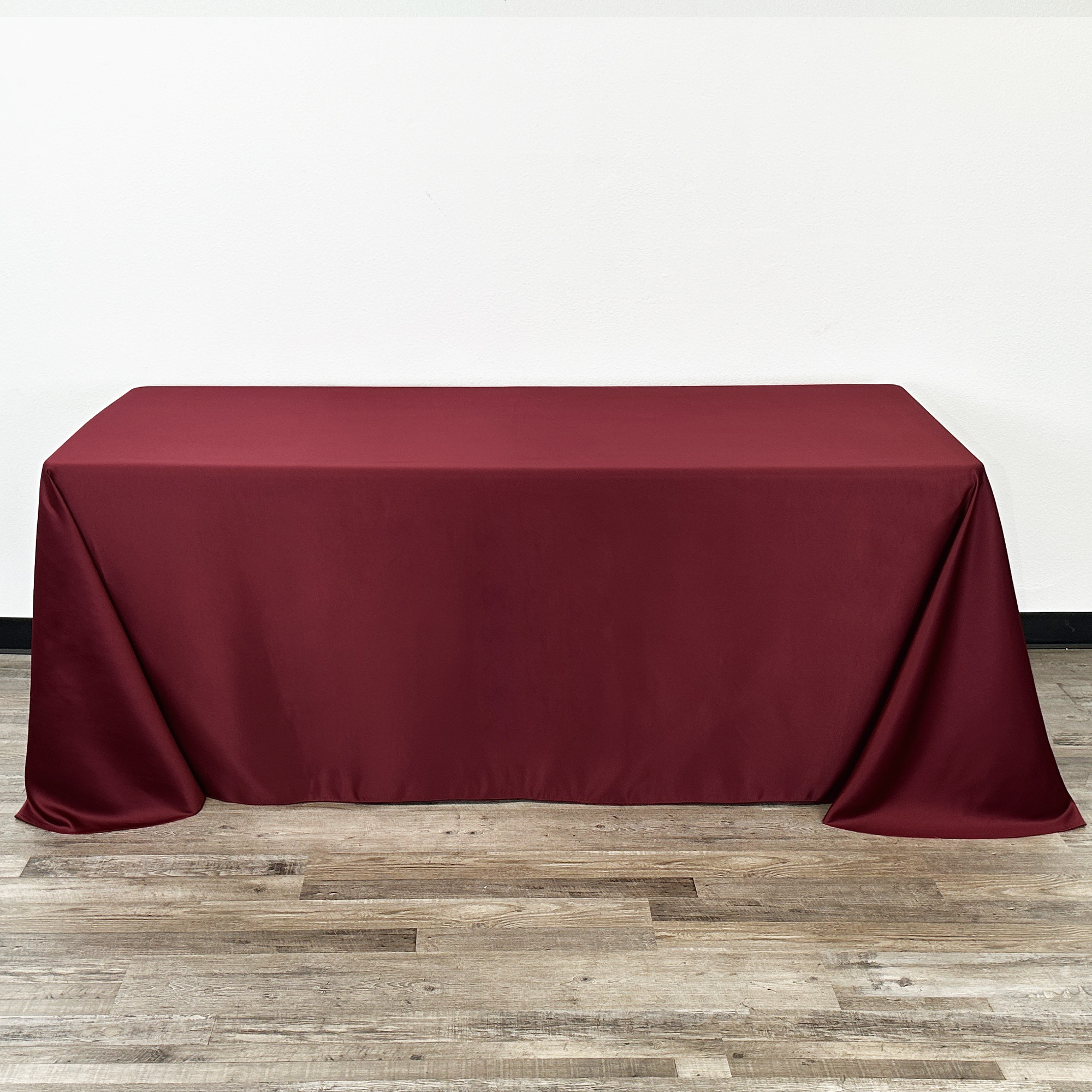 90 x 132 Inch Rectangular L'amour Tablecloth Burgundy front