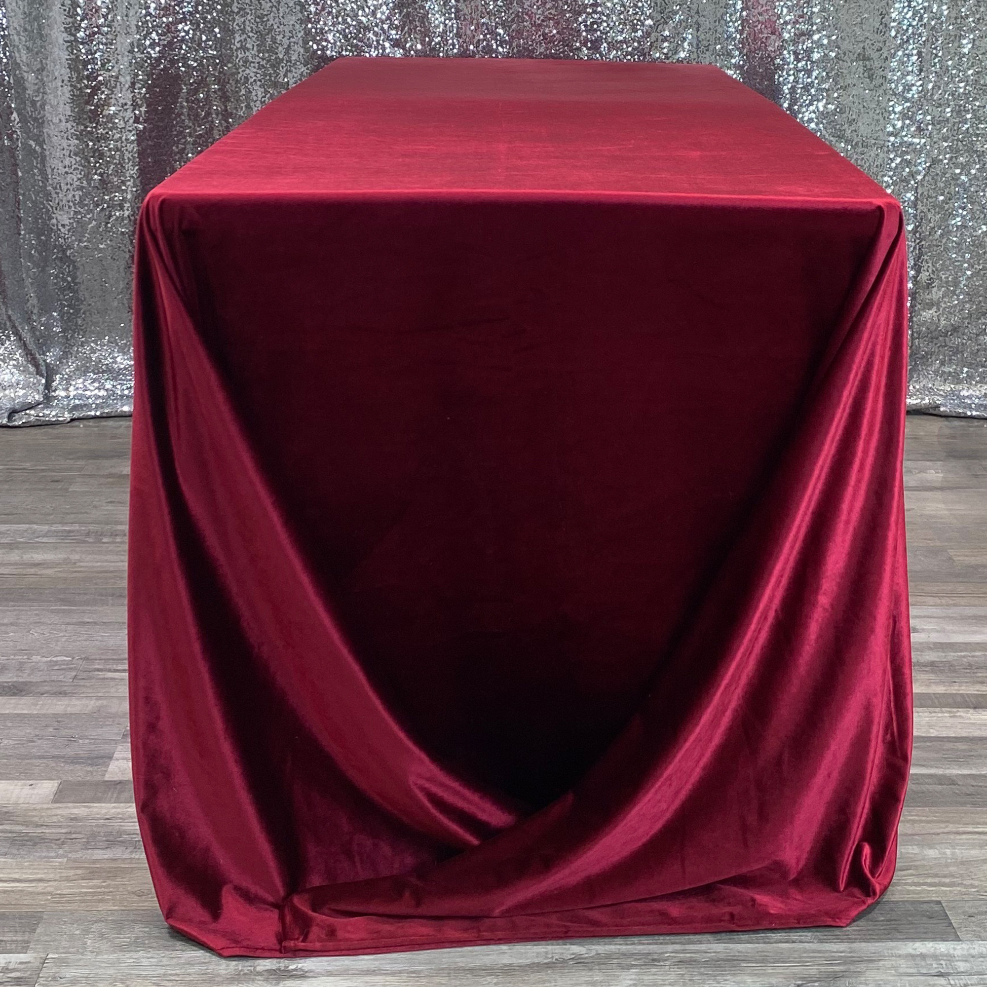 90 x 156 Inch Rectangular Velvet Tablecloth Burgundy Side View