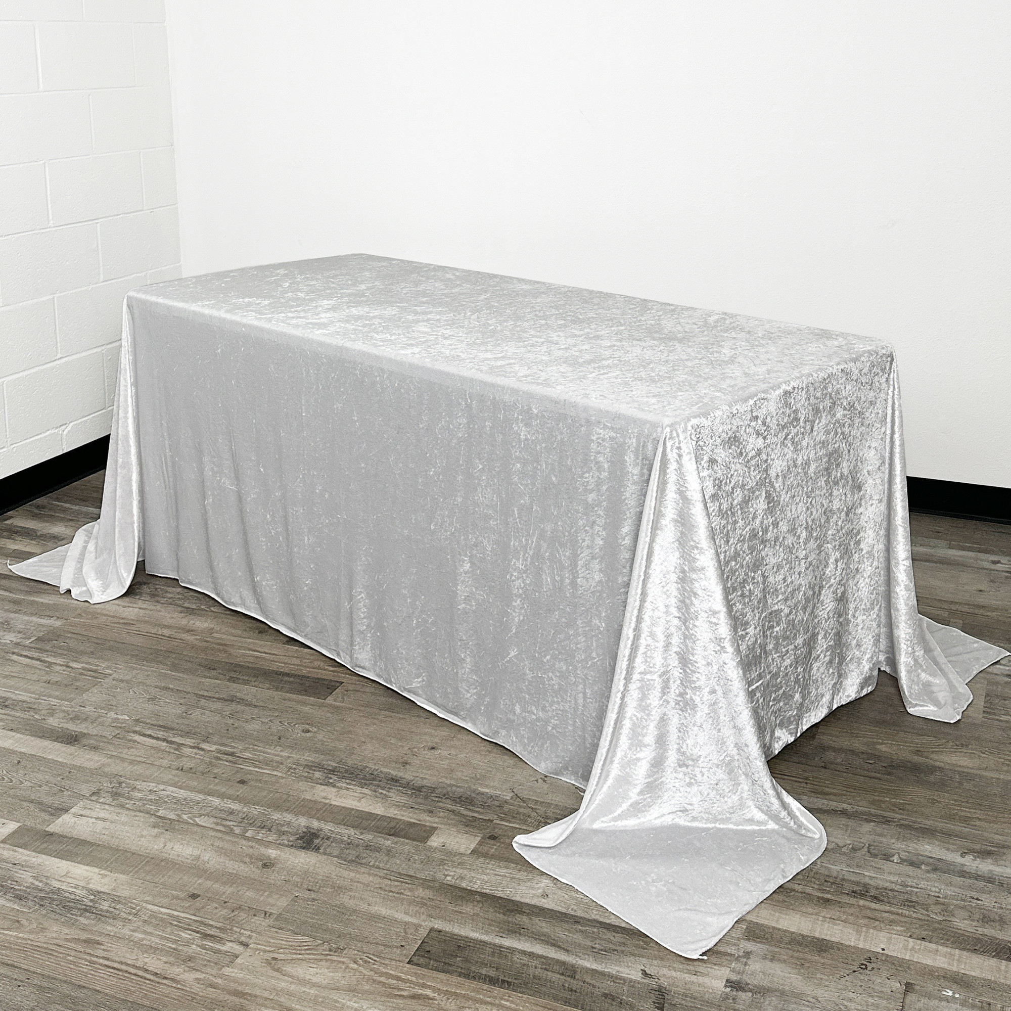 90 x 132 Inch Rectangular Crushed Velvet Tablecloth White
