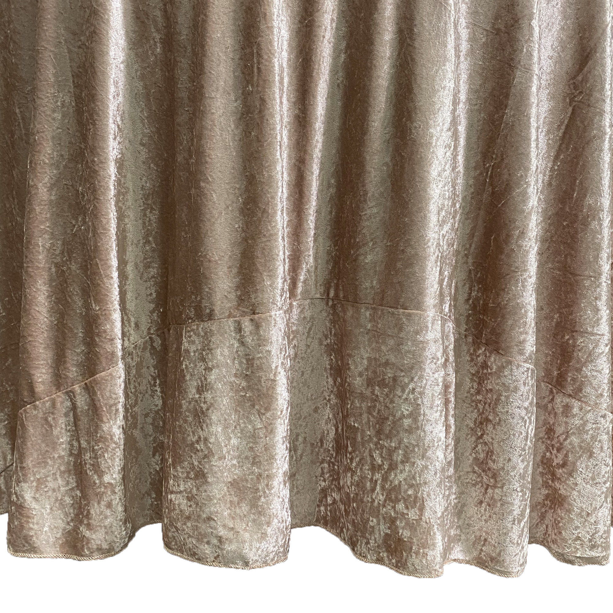 132 Inch Round Crushed Velvet Tablecloth Champagne Seam