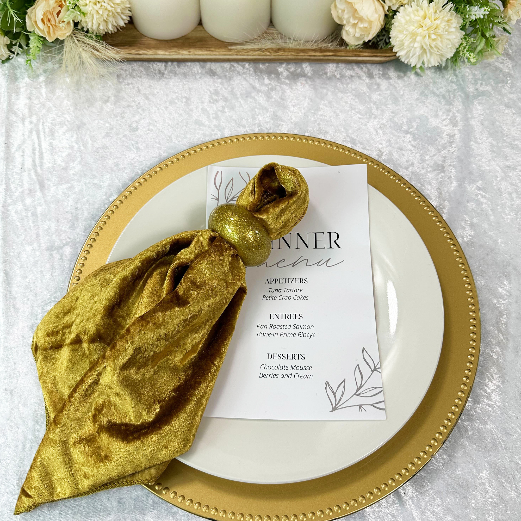 10 Pack 20 Inch Crushed Velvet Cloth Napkins Gold lifestyle
