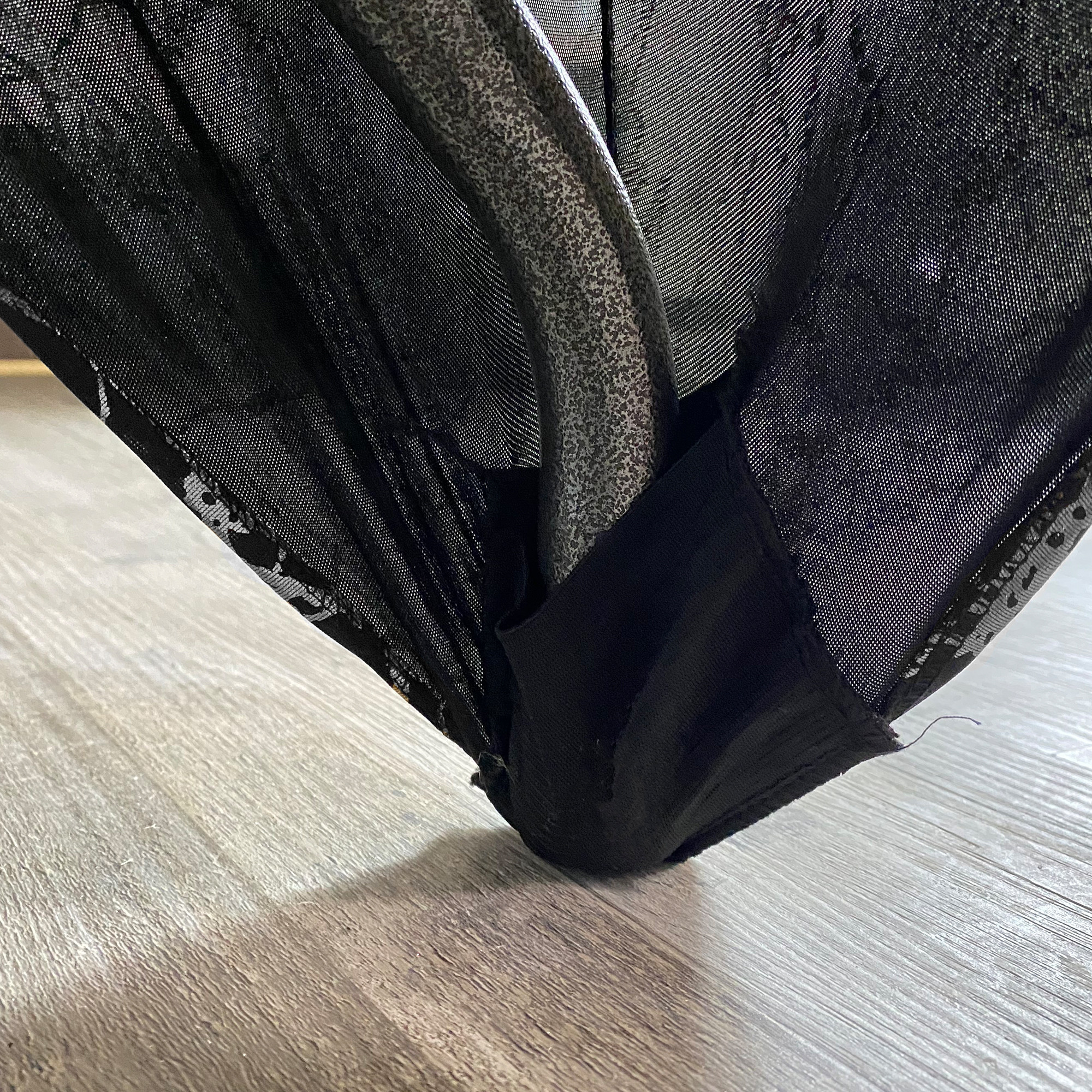 Stretch Spandex 6 ft Rectangular Table Cover Black With Silver Marbling Pocket Inside