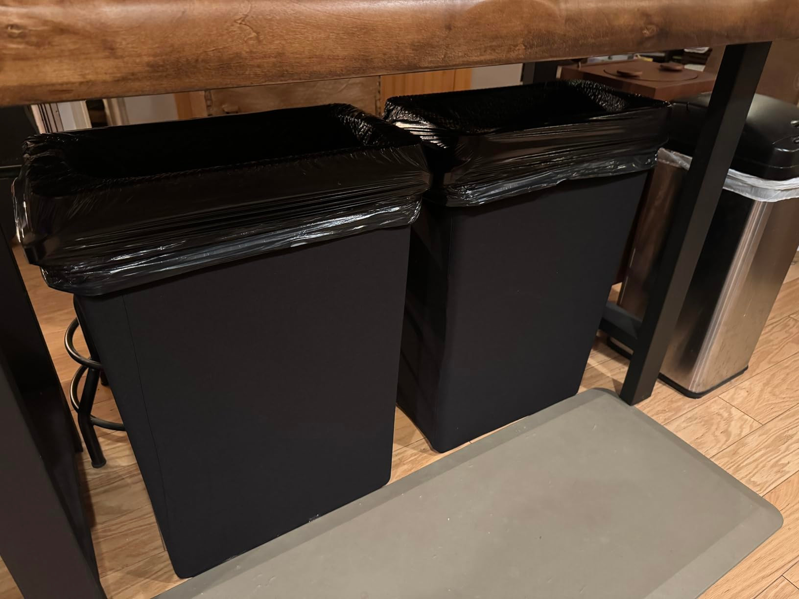 23 Gallon Spandex Slim Jim Narrow Trash Can Cover Black lifestyle