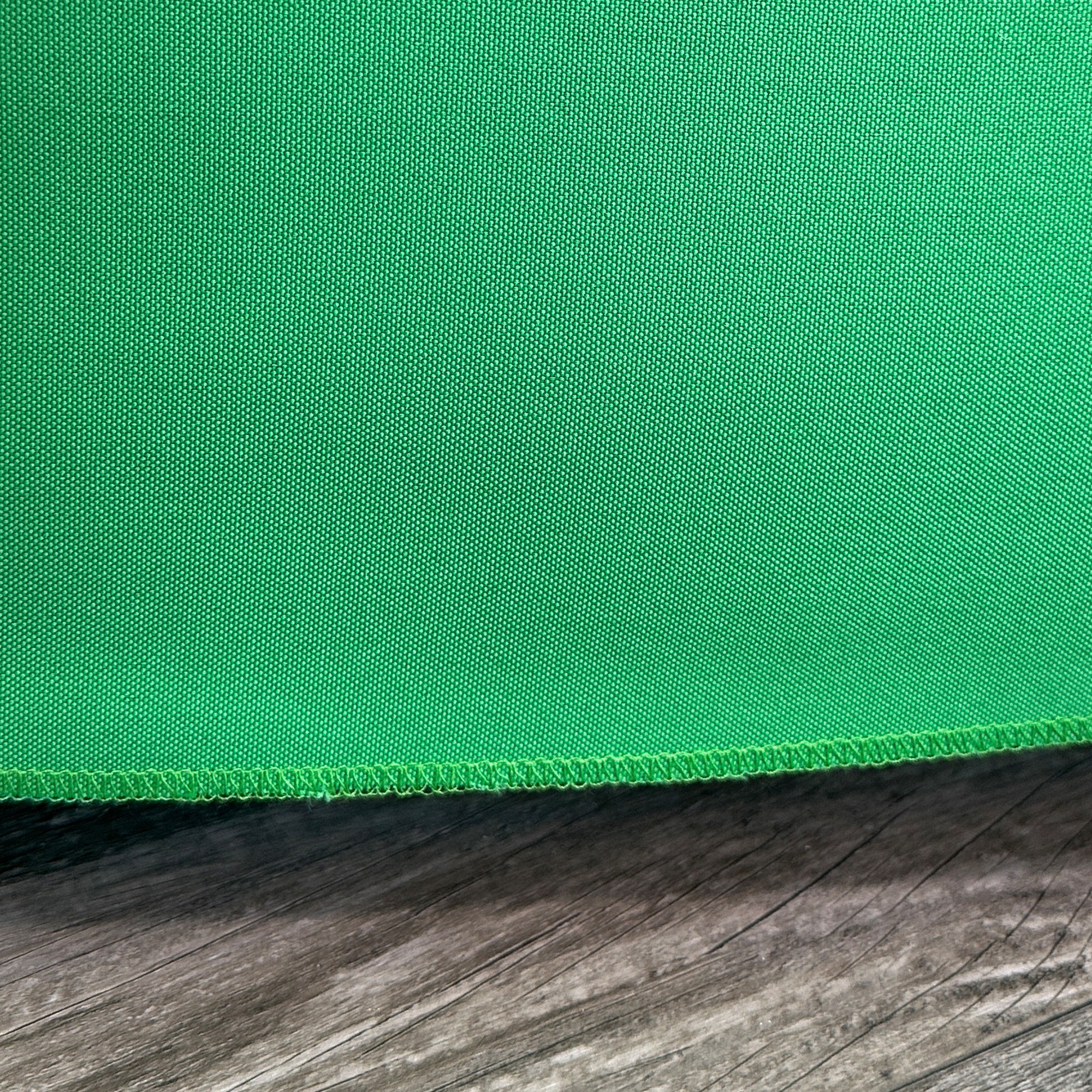 8 ft Fitted Polyester Tablecloth Rectangular Emerald Green hem