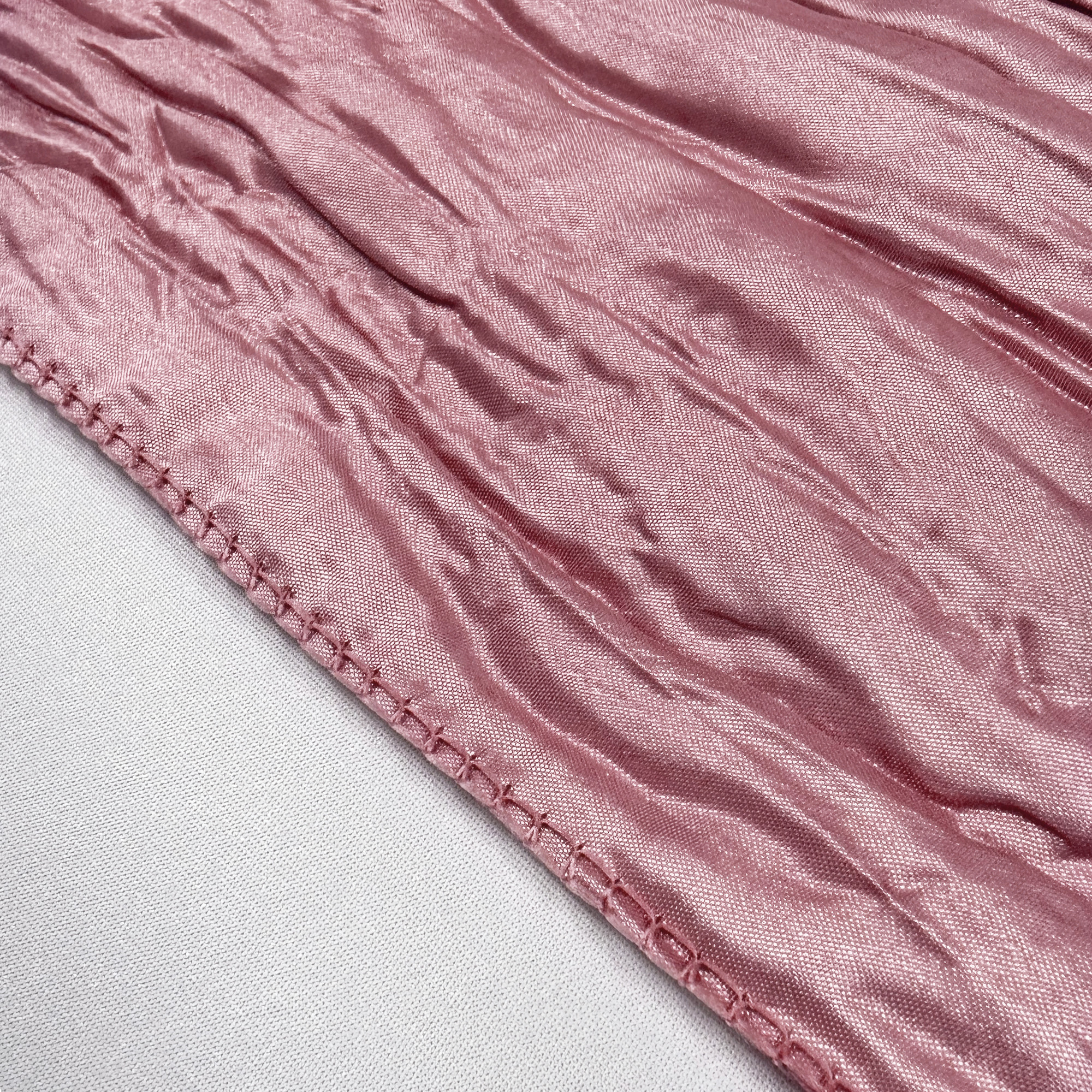 90 x 132 Inch Rectangular Crinkle Taffeta Tablecloth Dusty Rose hem
