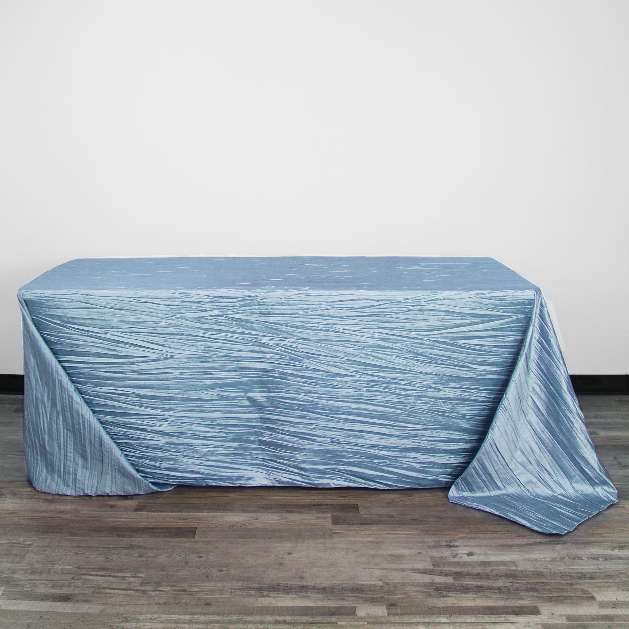 90 x 132 inch Rectangular Crinkle Taffeta Tablecloths Light Blue front