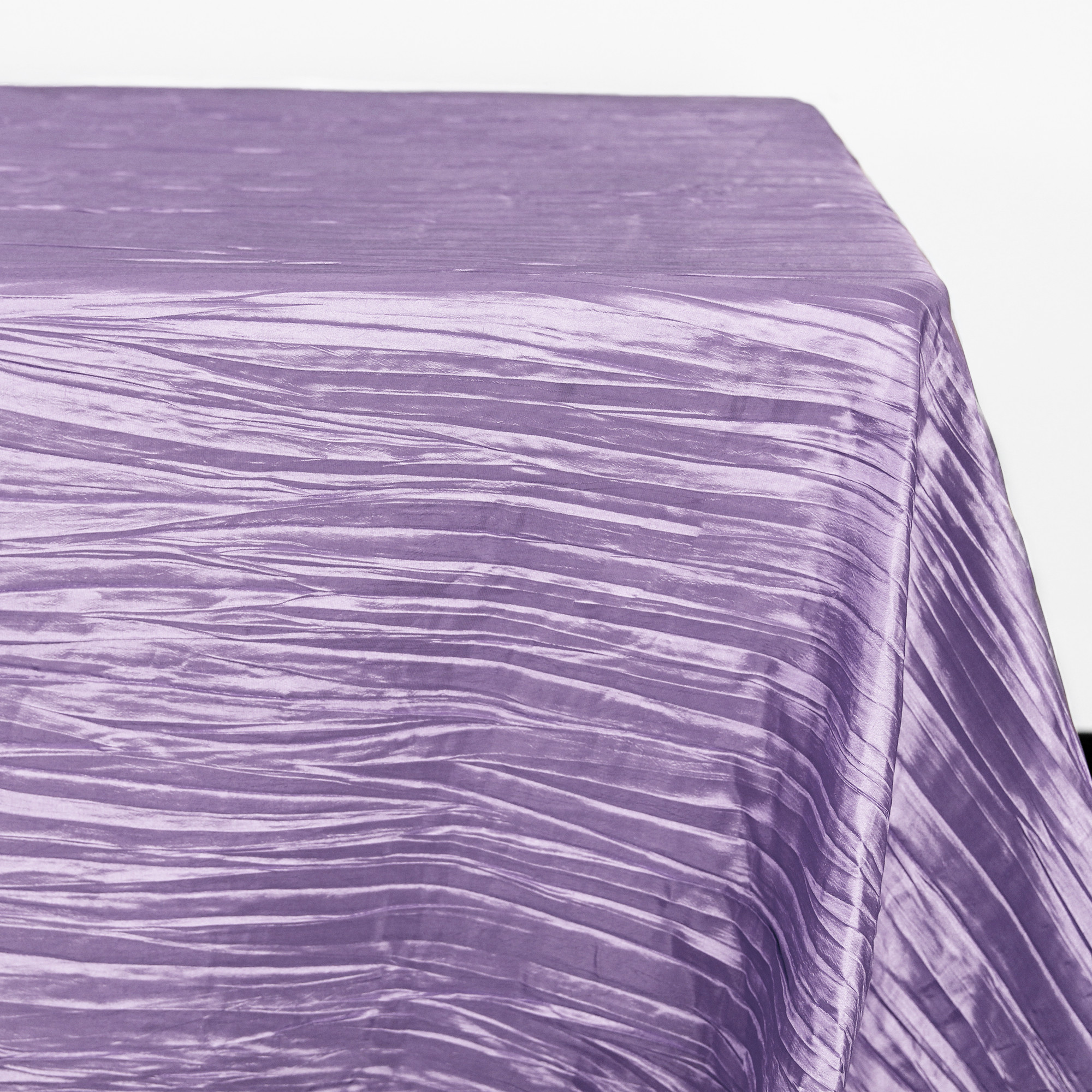 90 x 132 inch Rectangular Crinkle Taffeta Tablecloths Lavender corner