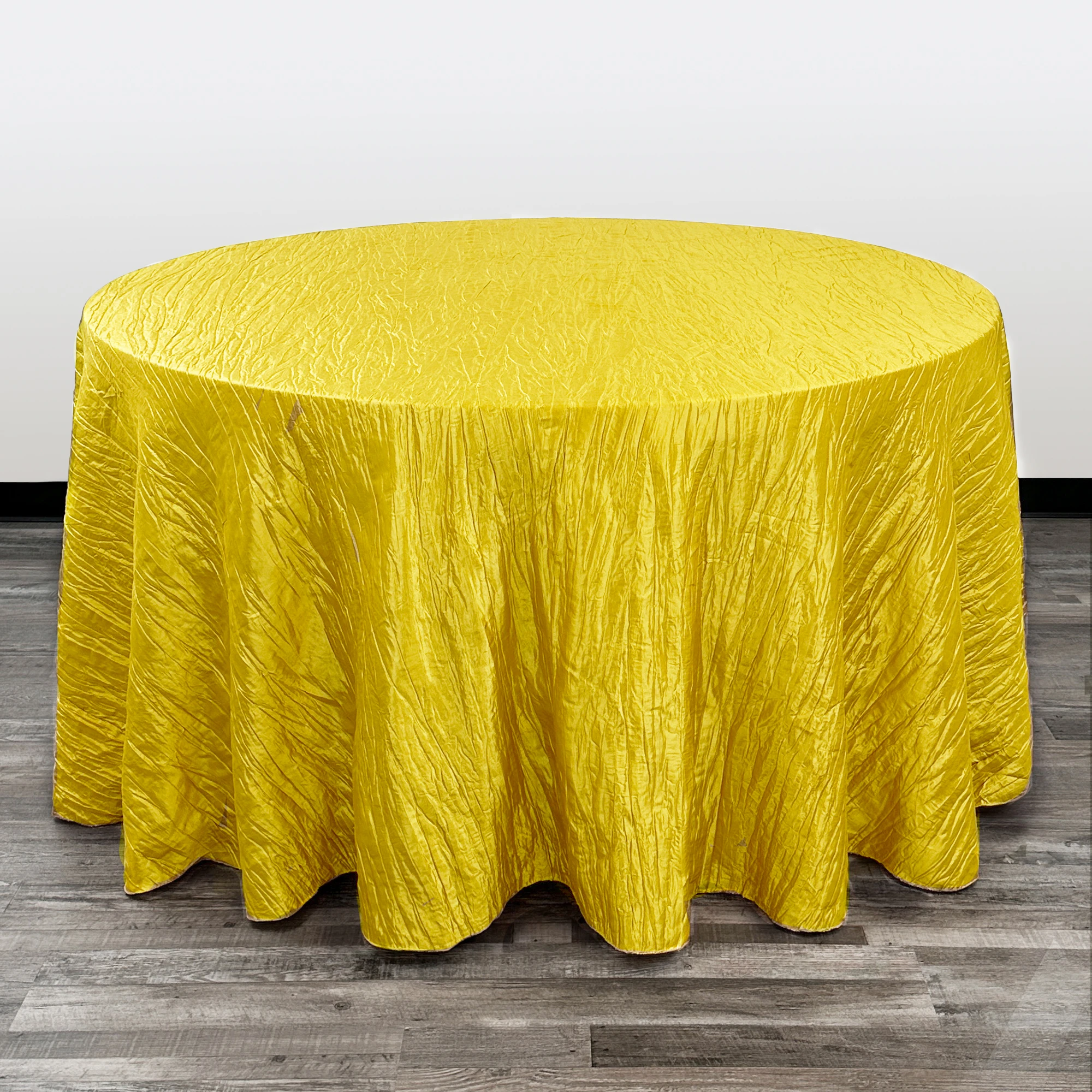 132 Inch Round Crinkle Taffeta Tablecloth Yellow