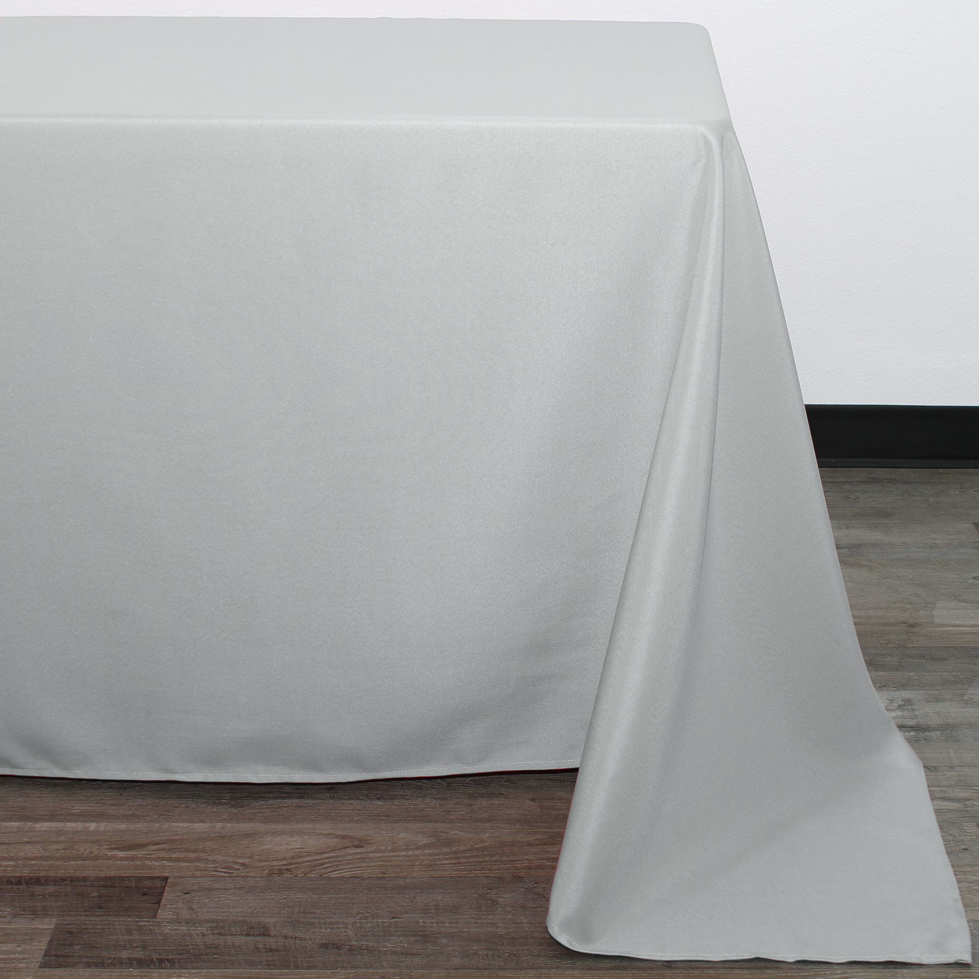 90 x 132 inch Rectangular Polyester Tablecloths Silver Corner