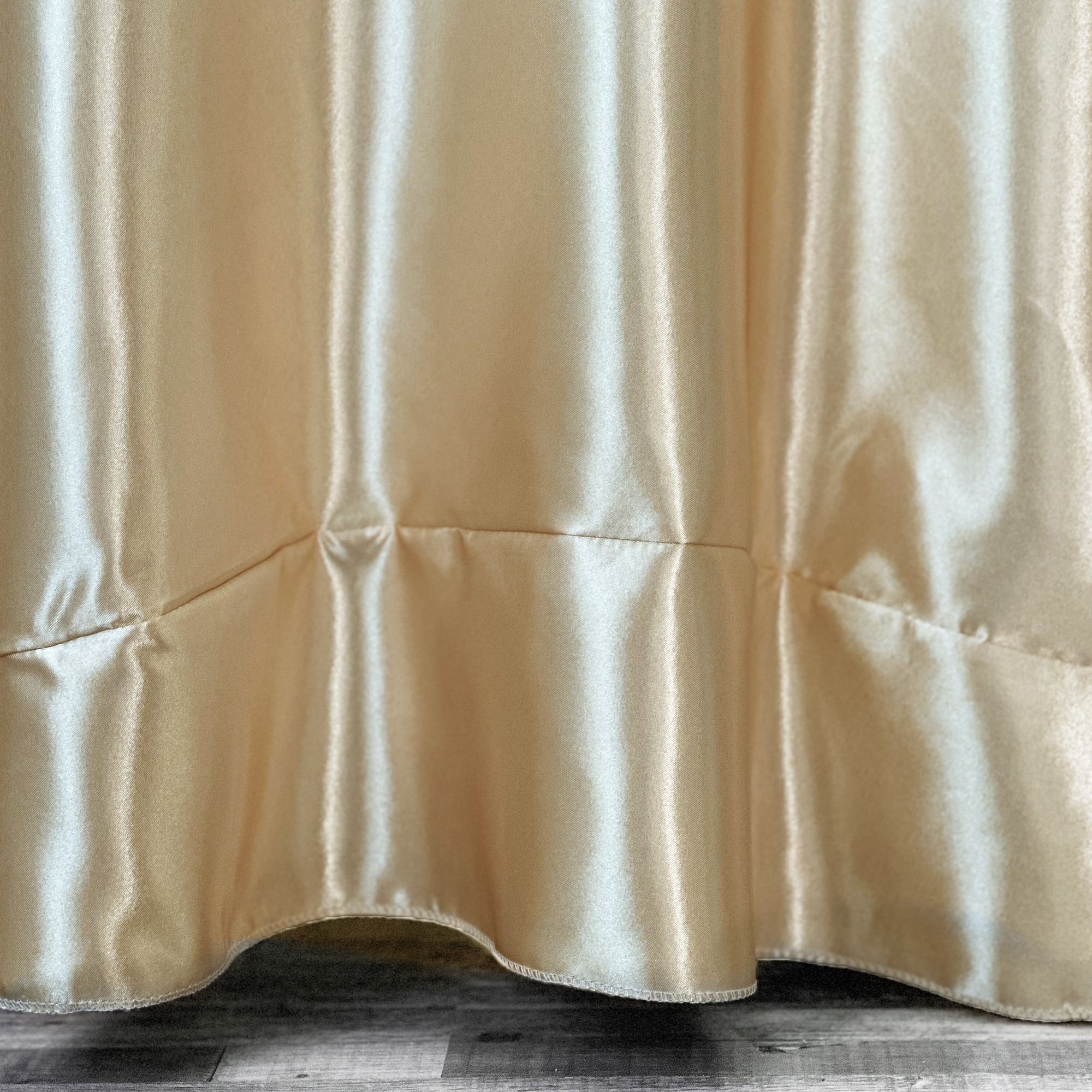132 inch Round Satin Tablecloth Champagne seam