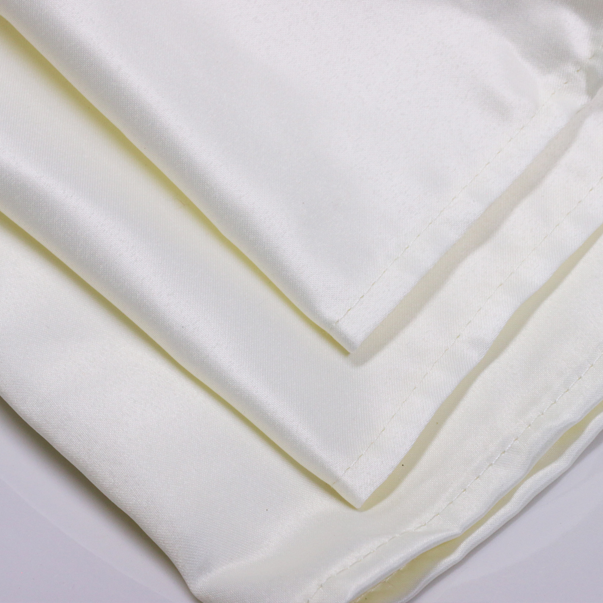 20 inch L'amour Satin Napkins Ivory hem