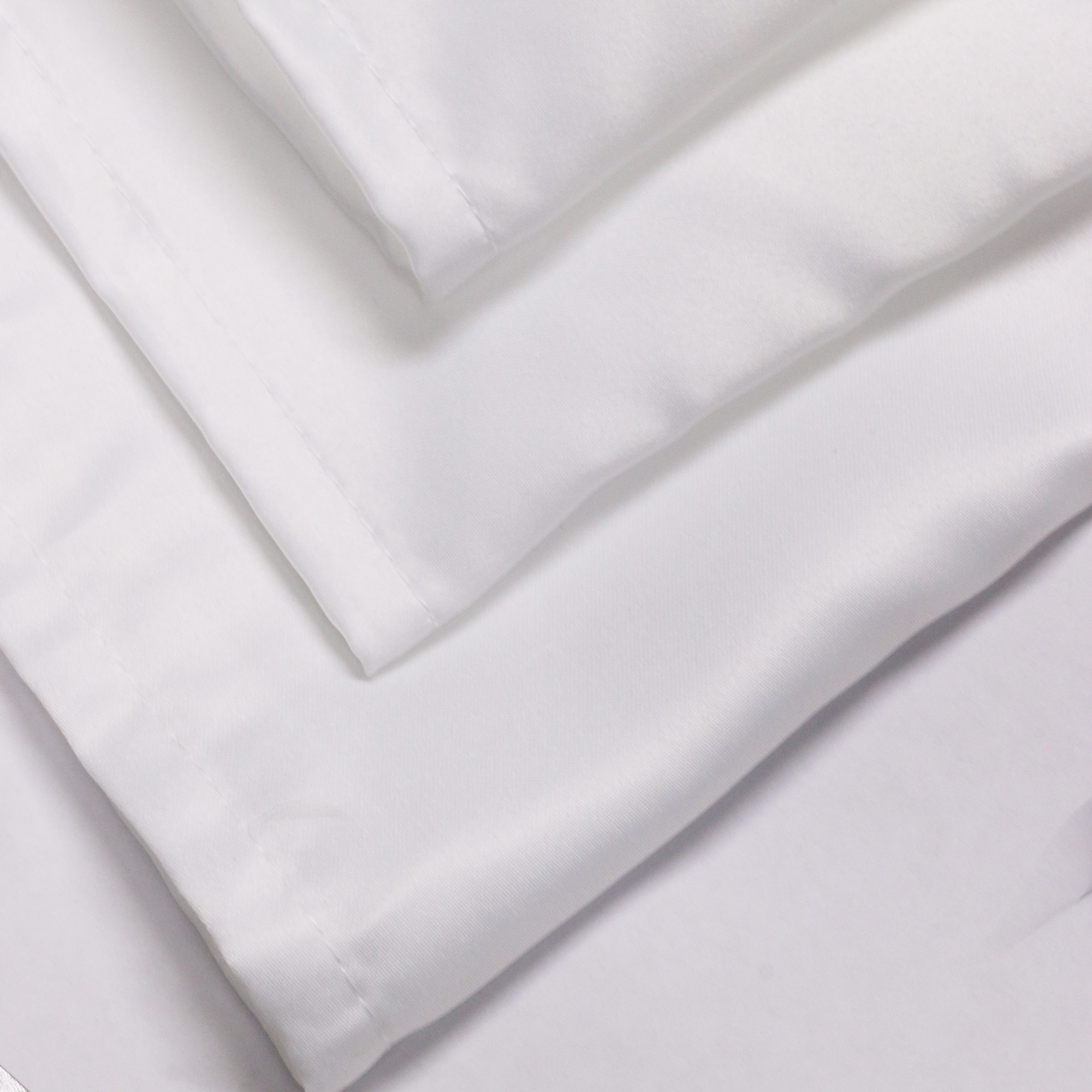 white napkins