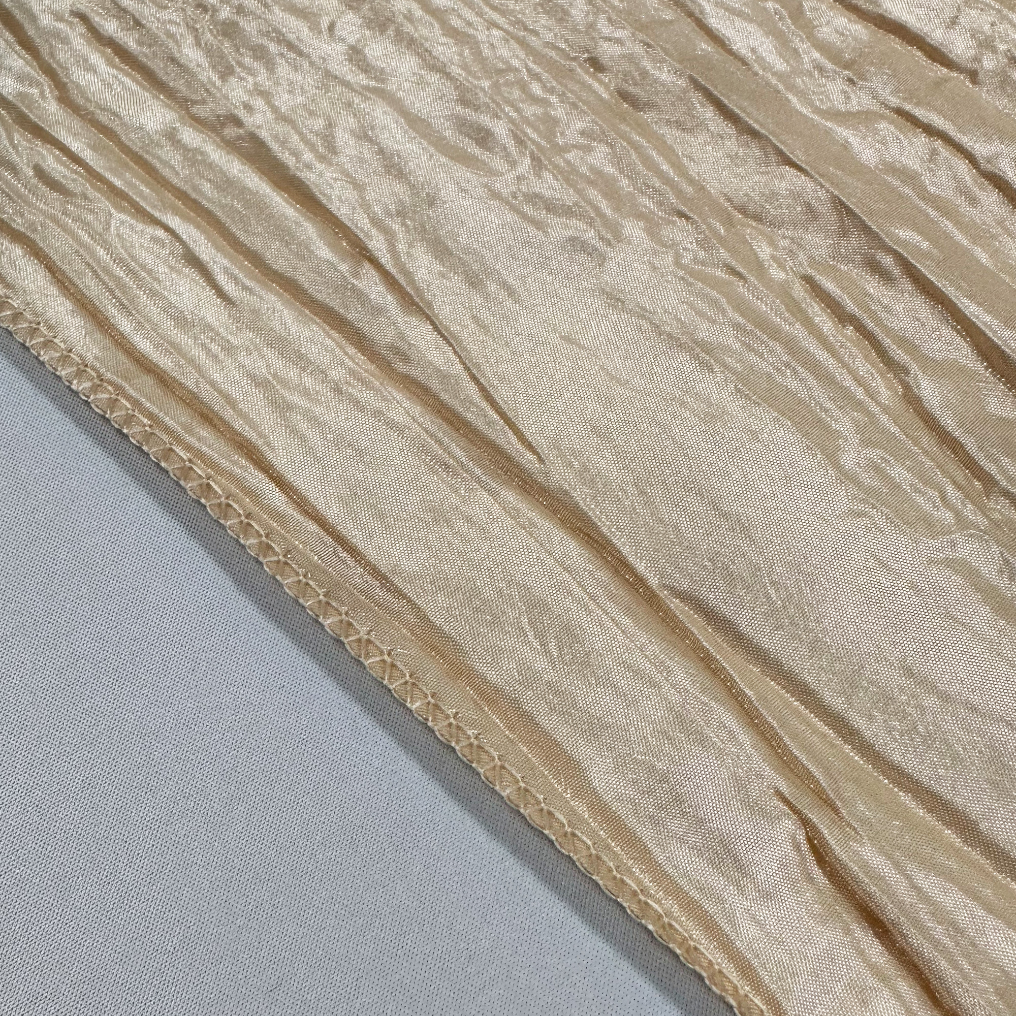 Champagne Table Runners, Crinkle Taffeta Table Runner for Weddings Hem