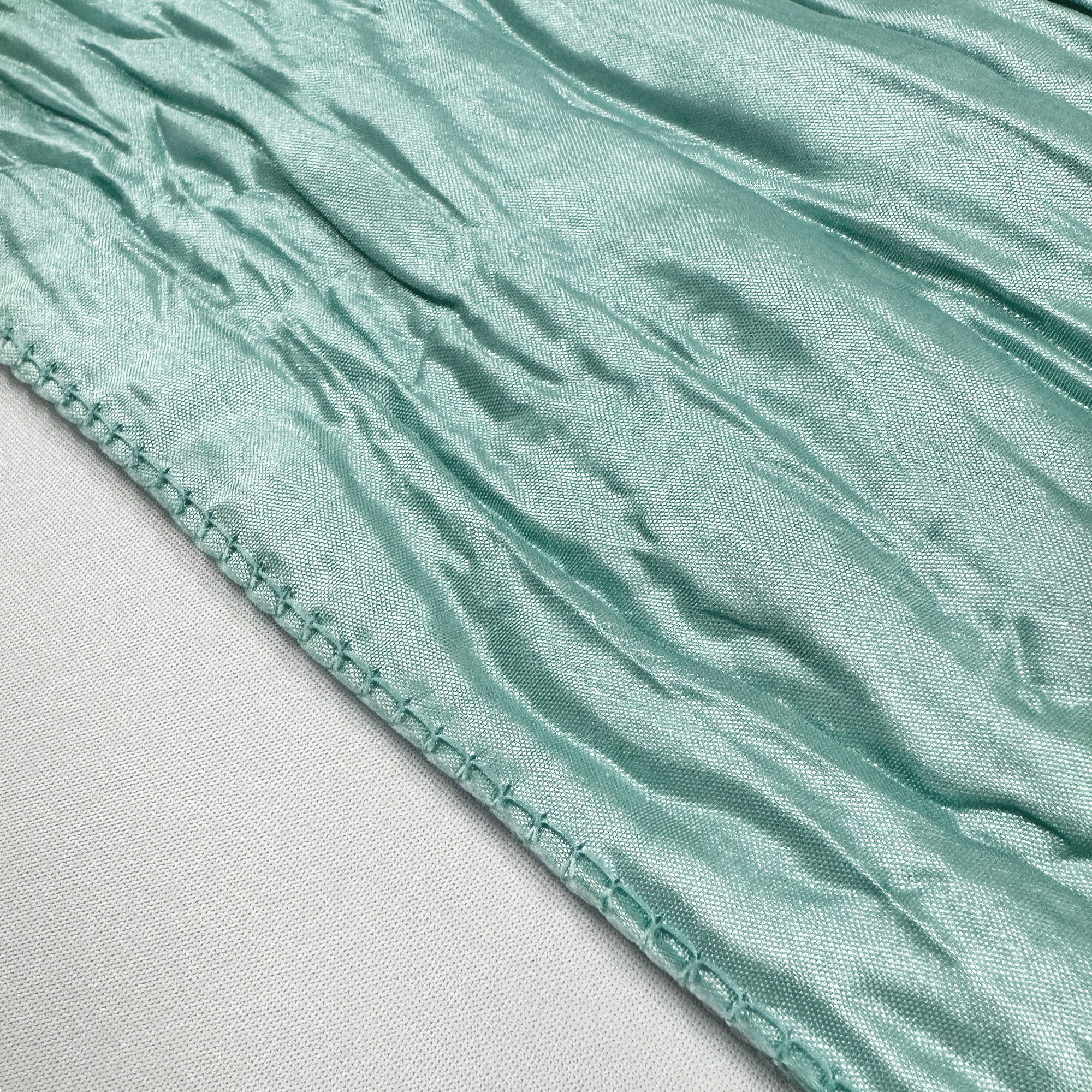 90 x 156 Inch Rectangular Crinkle Taffeta Tablecloth Tiffany hem