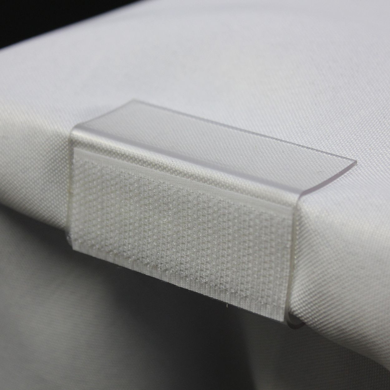 2 1/2 inch x 1 inch Standard Table Skirt Clip for Events, Parties, Weddings, other view