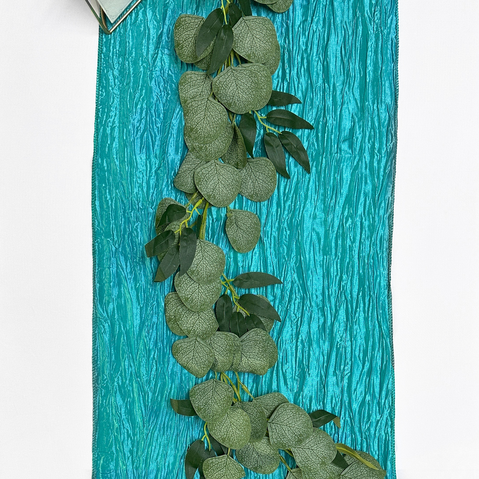 14 x 108 inch Crinkle Taffeta Table Runners Teal top