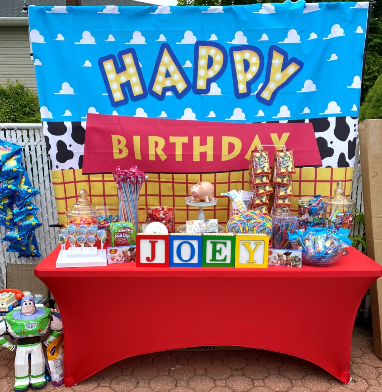 Stretch Spandex 6 Ft Rectangular Table Cover Red In Use 1