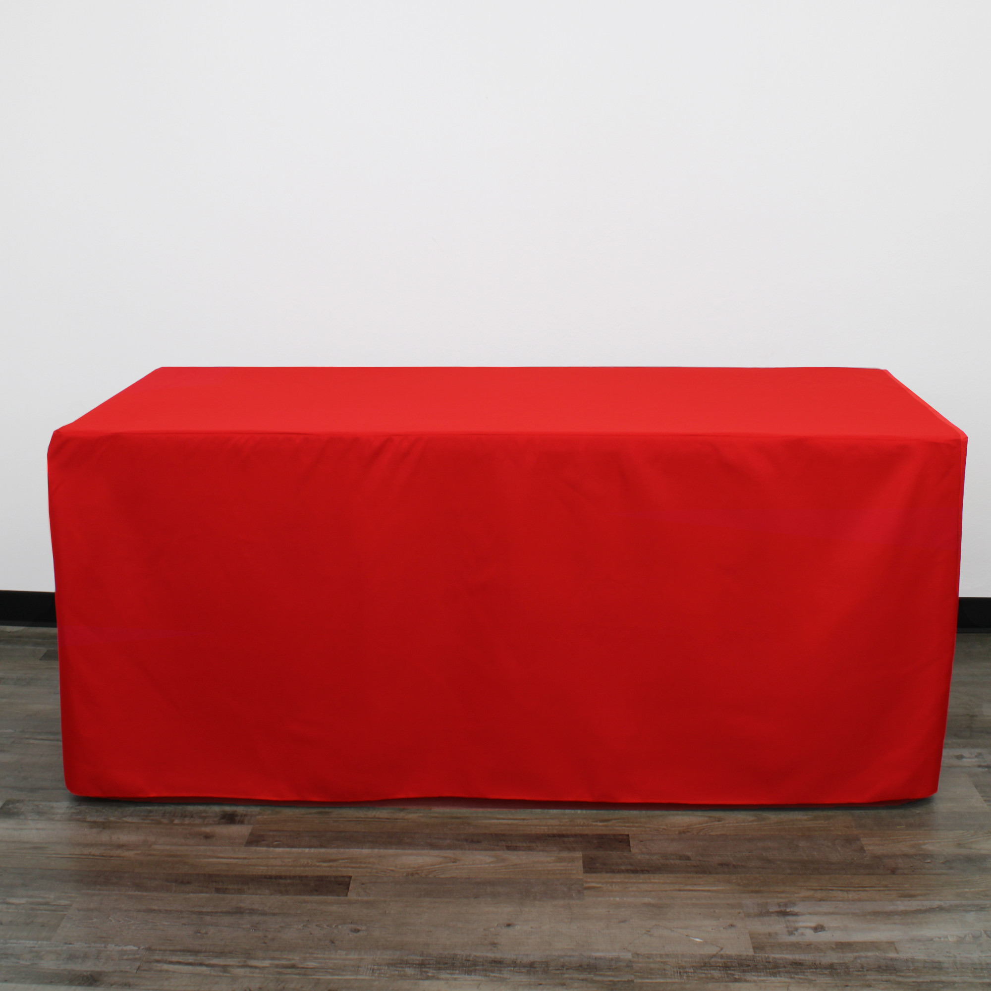 6 ft. Fitted Polyester Tablecloth Rectangular Red front
