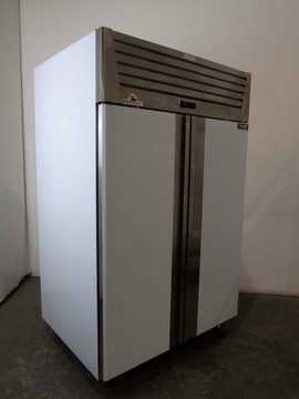 Nova Chill BMC2 Upright Fridge