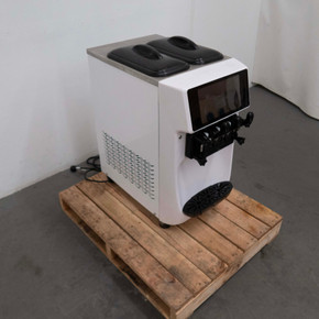 Brullen i26 Ice Cream Machine