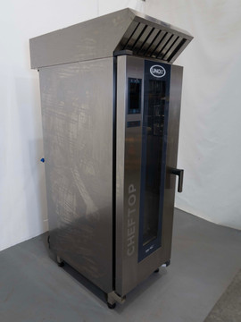 Unox XECL-2013-E1RS Combi Oven + Trollies