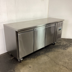 Polar G378-A-03 Undercounter Fridge