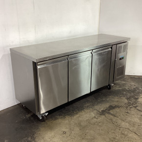 Polar G378-A-03 Undercounter Fridge