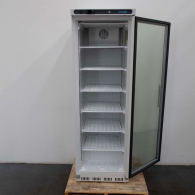 Polar CB921 Upright Freezer
