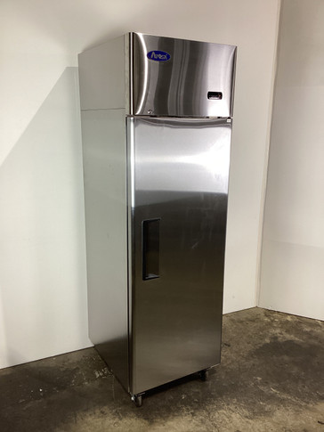 Atosa YBF9207GR Upright Freezer