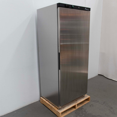 FED-X XF600SS Upright Freezer