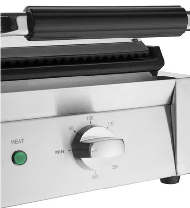 Apuro CU606-A Bistro Double Contact Grill | 2.9kW 15A Ribbed/Flat