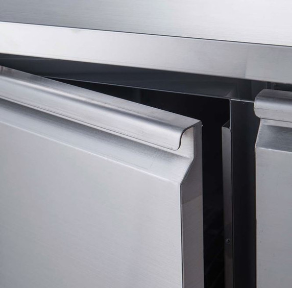 FED-X S/S Three Door Sandwich Counter - XSS8C20S3V